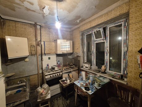 Nəriman Nərimanovda 4 otaqlı köhnə tikili mənzil satılır, 80 m², 350 000 AZN, şəkil 4 / 5