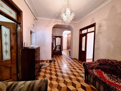 4-room apartment, 200 m², Nəriman Nərimanov: 330 000 ₼ 5