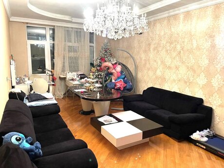 Elan №6513994 - Bakı, Gənclik m., 2 otaqlı, 105 m², 9/17 mərtəbə