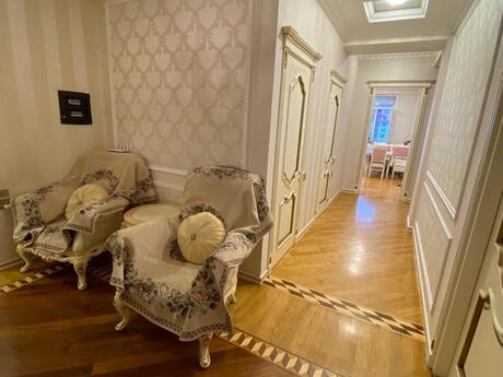 3-room apartment, 146 m², Qara Qarayev: 418 000 ₼ 2