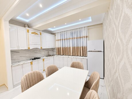 3-room apartment for rent, 110 m², Zərdabi Residence: 1 000 ₼/mo 5