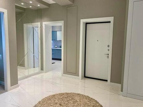3-room apartment for rent, 178 m², Renessans Palace: 3 299 ₼/mo 4