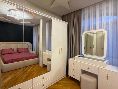 2-room apartment for rent, 80 m², İçəri Şəhər: 1 400 ₼/mo 5