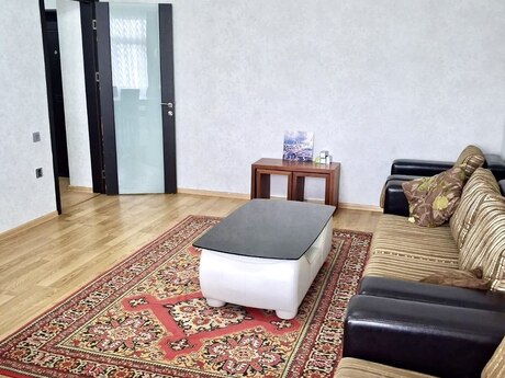 2-room apartment for rent, 100 m², Nəriman Nərimanov: 750 ₼/mo 3