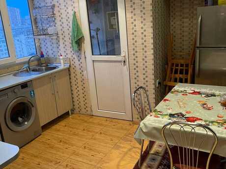 Аренда: 2-комнатная квартира, 60 м², Xalqlar Dostluğu: 180 ₼/мес 3
