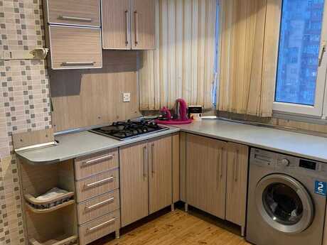 Аренда: 2-комнатная квартира, 60 м², Xalqlar Dostluğu: 180 ₼/мес 4