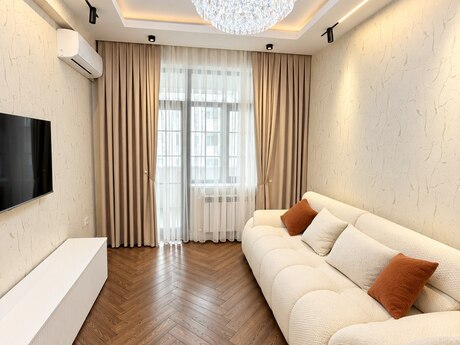Kirayə 2 otaqlı mənzil, 70 m², Renessans Palace: 1 500 ₼/ay 4