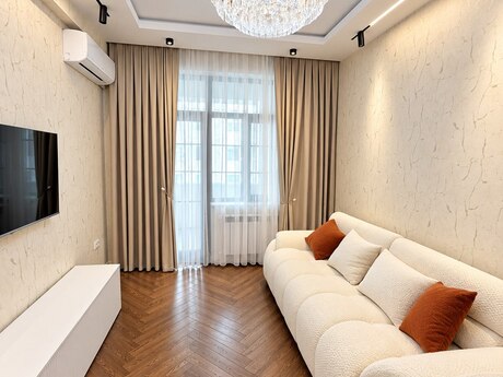 Kirayə 2 otaqlı mənzil, 70 m², Renessans Palace: 1 500 ₼/ay 3