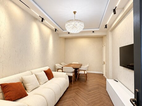 Kirayə 2 otaqlı mənzil, 70 m², Renessans Palace: 1 500 ₼/ay 2