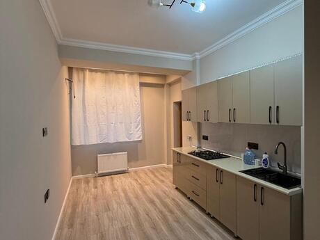 Bakıxanovda 2 otaqlı yeni tikili mənzil kirayə verilir, 80 m², 800 AZN/ay, şəkil 5 / 8