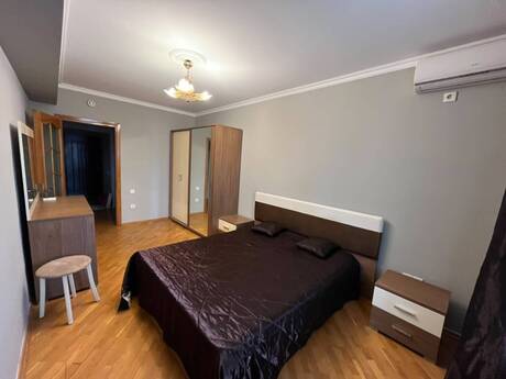 3-room apartment for rent, 110 m², İçəri Şəhər: 1 200 ₼/mo 4