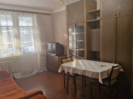 Elan №6514353 - Bakı, Nəriman Nərimanov m., 2 otaqlı, 60 m², 5/5 mərtəbə