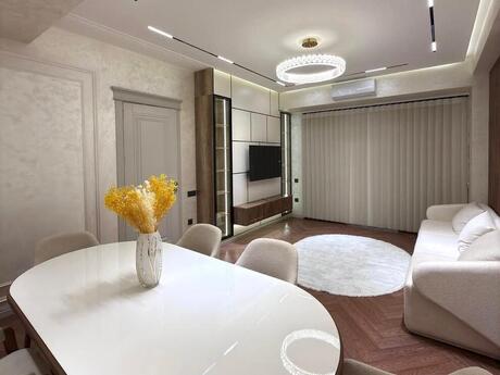 Аренда: 3-комнатная квартира, 140 м², Nəsimi: 1 400 ₼/мес 3