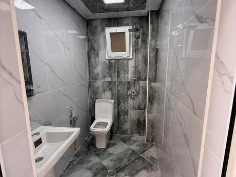 5-room house, 130 m², Binə: 160 000 ₼ 4