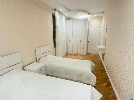 5-room apartment for rent, 265 m², 28 May: 2 200 ₼/mo 5