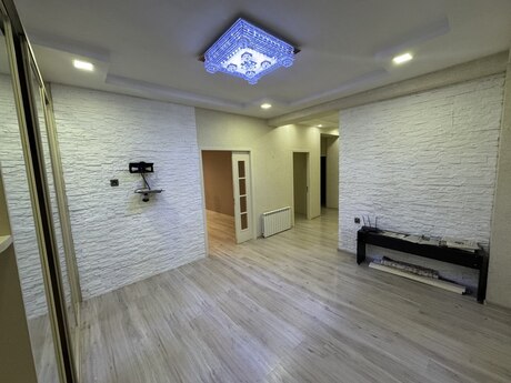 Аренда: 4-комнатная квартира, 140 м², Yeni Yasamal: 750 ₼/мес 2