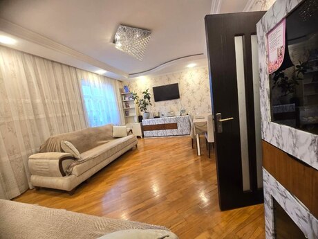 3-комнатная квартира, 70 м², Nəriman Nərimanov: 210 000 ₼ 2