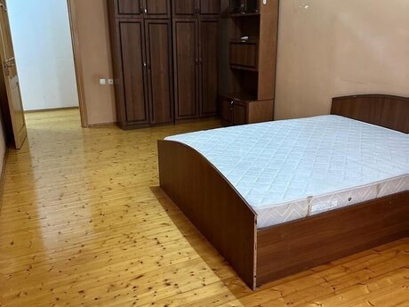 Kirayə 3 otaqlı mənzil, 120 m², İnşaatçılar: 750 ₼/ay 4