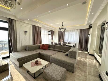 3-room apartment for rent, 150 m², Ağ şəhər: 2 300 ₼/mo 3