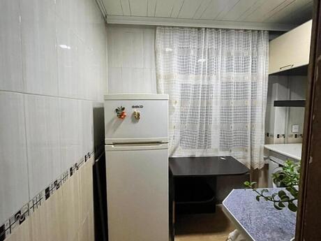 2-room apartment for rent, 50 m², Neftçilər: 600 ₼/mo 3