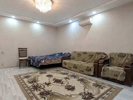 2 otaqlı mənzil, 68 m², 8 Noyabr: 210 000 ₼ 2