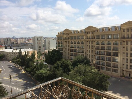 1-room apartment, 38 m², İçəri Şəhər: 155 000 ₼ 5