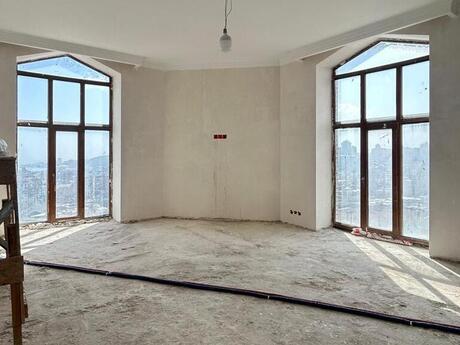 4-комнатная квартира, 130 м², Nizami: 320 000 ₼ 2