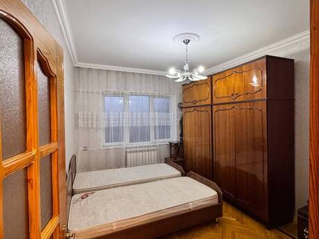 Kirayə 3 otaqlı mənzil, 80 m², Azadlıq Prospekti: 800 ₼/ay 3