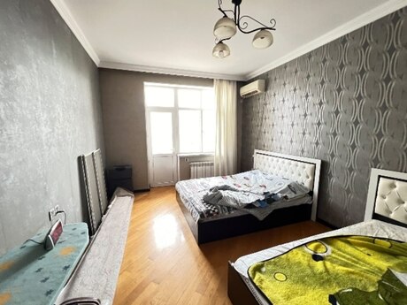 3 otaqlı mənzil, 147 m², Elmlər Akademiyası: 465 000 ₼ 3
