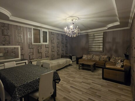Kirayə 4 otaqlı mənzil, 100 m², Memar Əcəmi: 200 ₼/ay 2