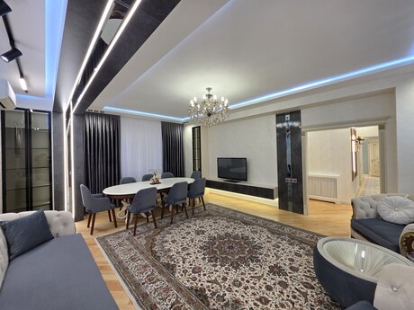 4 otaq · 158 m² · 4/17 mərtəbə, Həzi Aslanov