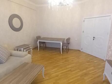 3-комнатная квартира, 86 м², Azadlıq Prospekti: 275 000 ₼ 3