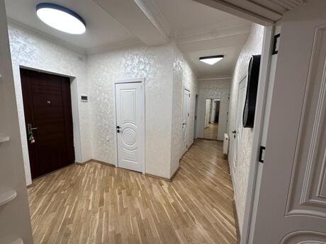 3-комнатная квартира, 86 м², Azadlıq Prospekti: 275 000 ₼ 4