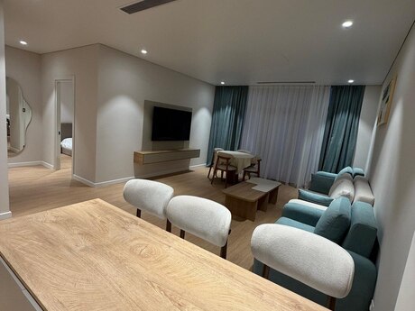 2-room apartment for rent, 80 m², Marina Village: 1 700 ₼/mo 4