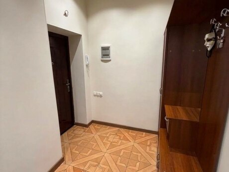 3-room apartment, 120 m², 8 Noyabr: 290 000 ₼ 3