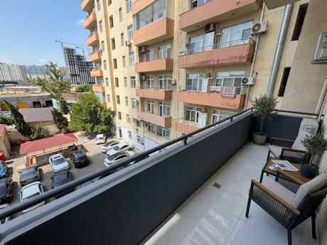 3-room apartment, 120 m², 8 Noyabr: 290 000 ₼ 5