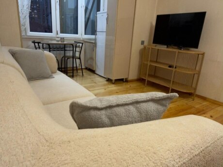 Kirayə 2 otaqlı mənzil, 40 m², 8-ci mikrorayon: 850 ₼/ay 5