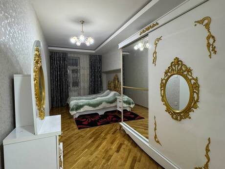 2-room apartment for rent, 100 m², Nizami: 1 100 ₼/mo 4