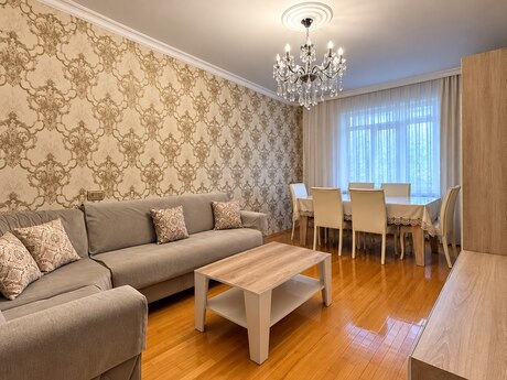 Elan №6515038 - Bakı, Yeni Günəşli q., 3 otaqlı, 84 m², 2/9 mərtəbə