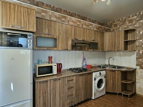 2 otaqlı mənzil, 68 m², Qurtuluş 93: 90 000 ₼ 2