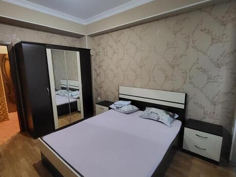 2-комнатная квартира, 70 м², Qurtuluş 93: 90 000 ₼ 4