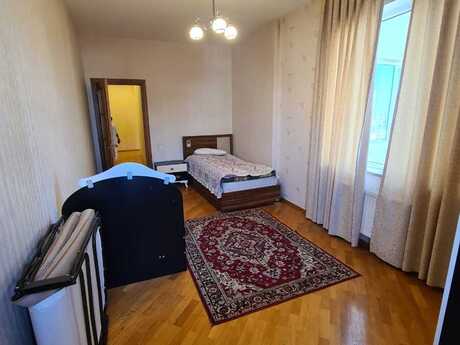 3-room apartment for rent, 150 m², Nəriman Nərimanov: 190 ₼/mo 2
