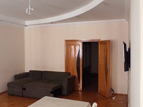 Аренда: 2-комнатная квартира, 100 м², Yeni Yasamal: 175 ₼/мес 3