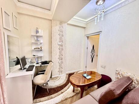 4-комнатная квартира, 160 м², İnşaatçılar: 400 000 ₼ 5