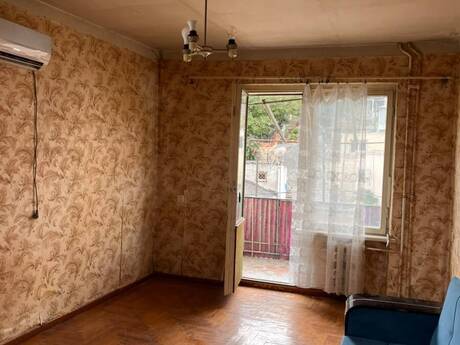 Bayılda 2 otaqlı köhnə tikili mənzil satılır, 45 m², 120 000 AZN, şəkil 2 / 10