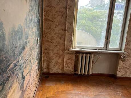 Bayılda 2 otaqlı köhnə tikili mənzil satılır, 45 m², 120 000 AZN, şəkil 5 / 10