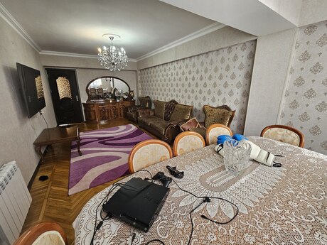 2-комнатная квартира, 63 м², İnşaatçılar: 210 000 ₼ 2