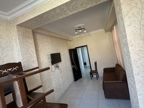 2-room apartment for rent, 65 m², Bakıxanov: 500 ₼/mo 3