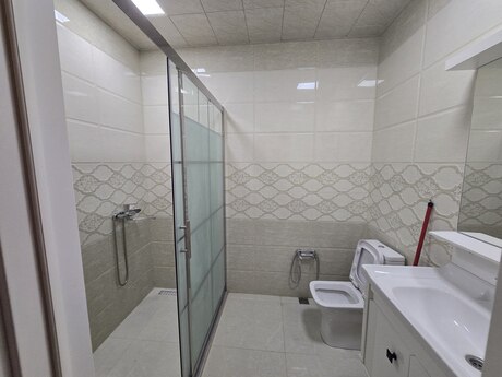 Аренда: 2-комнатная квартира, 60 м², Qara Qarayev: 700 ₼/мес 2