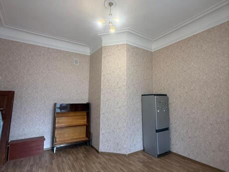 3-room apartment for rent, 130 m², Xətai: 1 200 ₼/mo 4